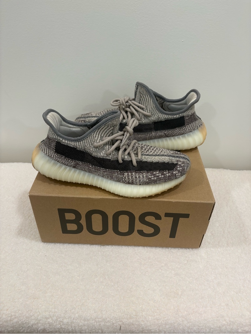 Yeezy Boost 350 V2
